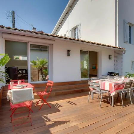 Будинок відпочинку Maison Familiale Avec Jardin, Terrasse Et Parking *