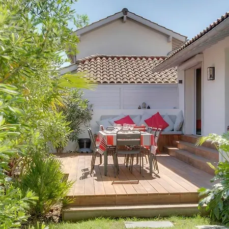 Maison Familiale Avec Jardin, Terrasse Et Parking Будинок відпочинку *